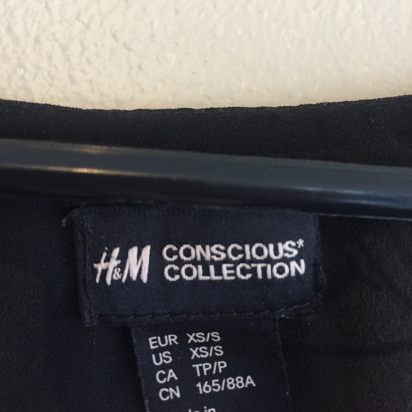 H&M conscious collection floral kimono! - Picture 7 of 7